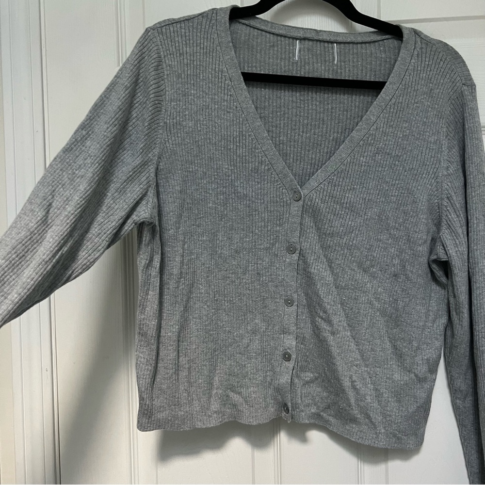Grey Cropped Cardigan